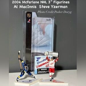 NHL 3” Figurines - Al MacInnis & Steve Yzerman